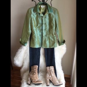 Iridescent and pearl green Chinese style jacket